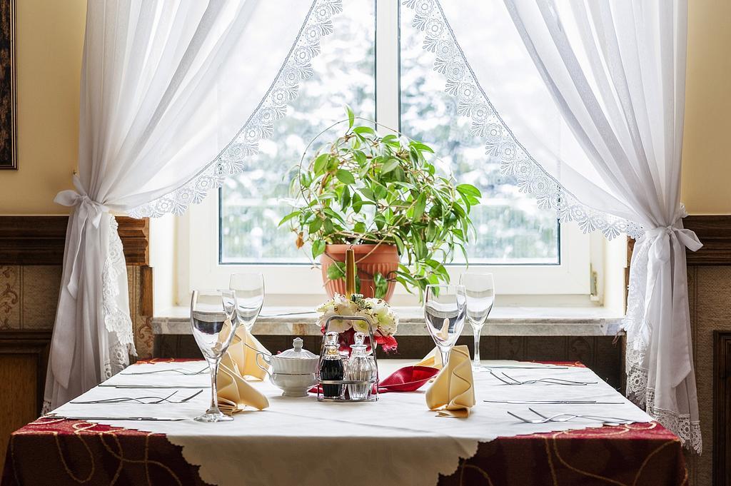 Uroczysko Bed and Breakfast Jastrowie Eksteriør billede